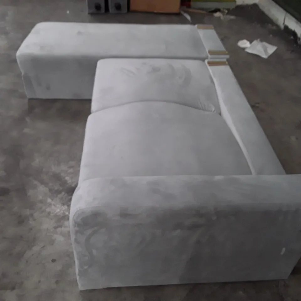 QUALITY DESIGNER MITZI 2-PIECE VELVET SORNER SOFA - LIGHT GREY VELVET (INCOMPLETE)