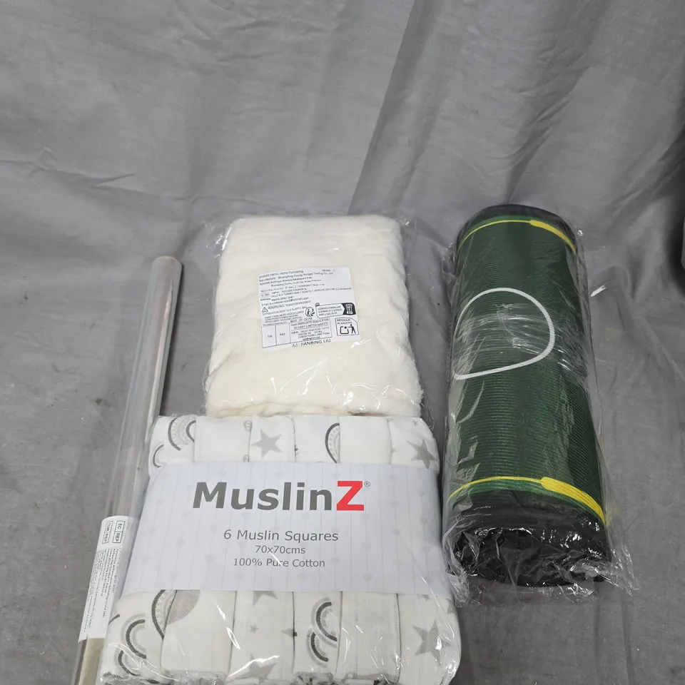 APPROXIMATELY 15 ASSORTED HOUSEHOLD PRODUCTS TO INCLUDE MUSLIN SQUARES, TABLE MAT, WALLPAPER ETC
