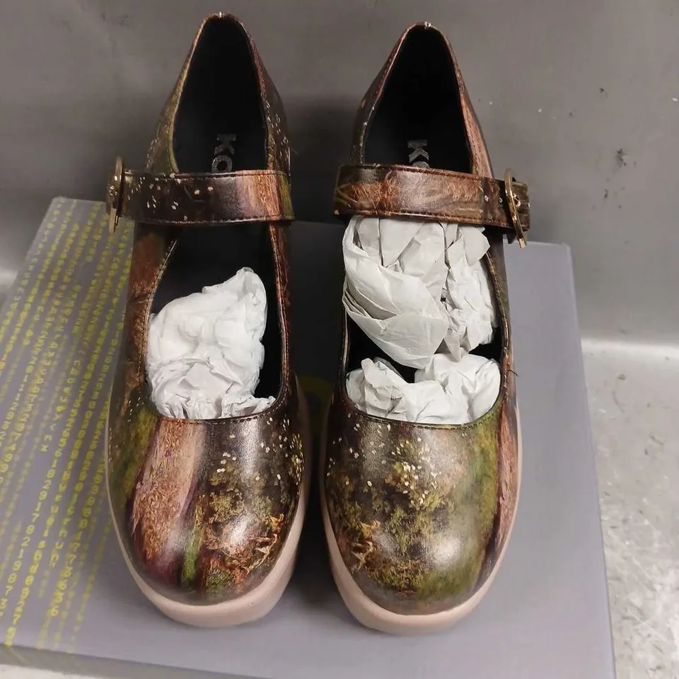 BOXED KOI TIRA MARY JANES OPHELIA EDITION SIZE 6