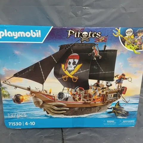 PLAYMOBIL PIRATES: LARGE PIRATE SHIP 