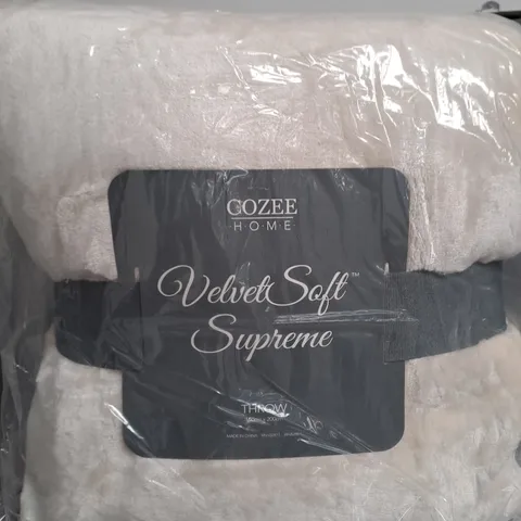 COZEE HOME VELVETSOFT SUPREME THROW IVORY