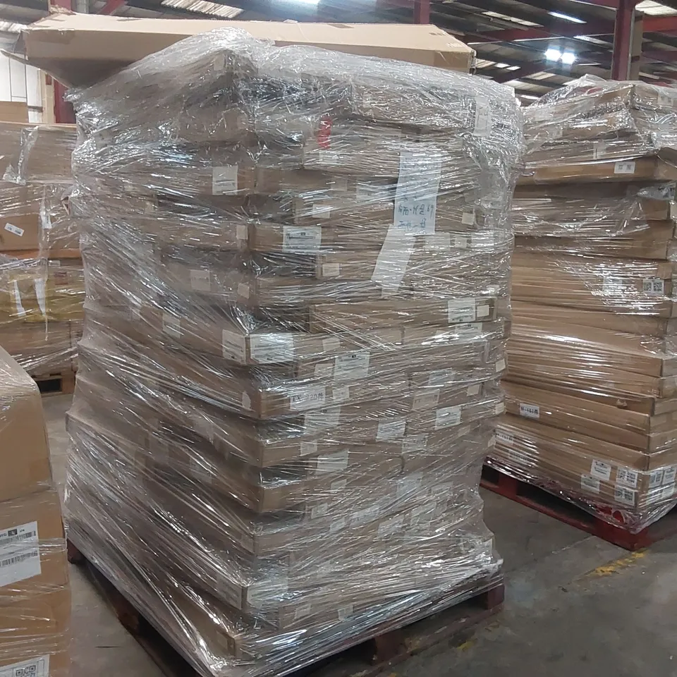 PALLET CONTAINING A LARGE ASSORTMENT OF FURNITURE ITEMS