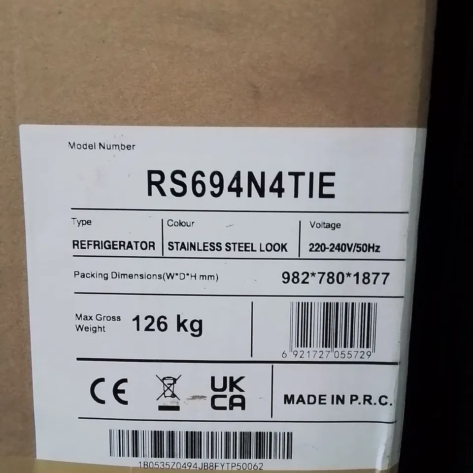 BOXED HISENSE RS694N4TIE 90CM WIDE SIDE BY SIDE, NON-PLUMBED WATER AND ICE, AMERICAN FRIDGE FREEZER - STAINLESS STEEL