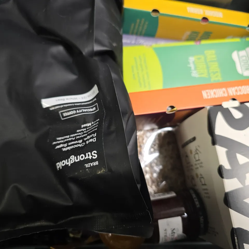 APPROXIMATELY 15 ASSORTED FOOD ITEMS TO INCLUDE - BOVRIL , AERO , FLAX SEED OIL ETC
