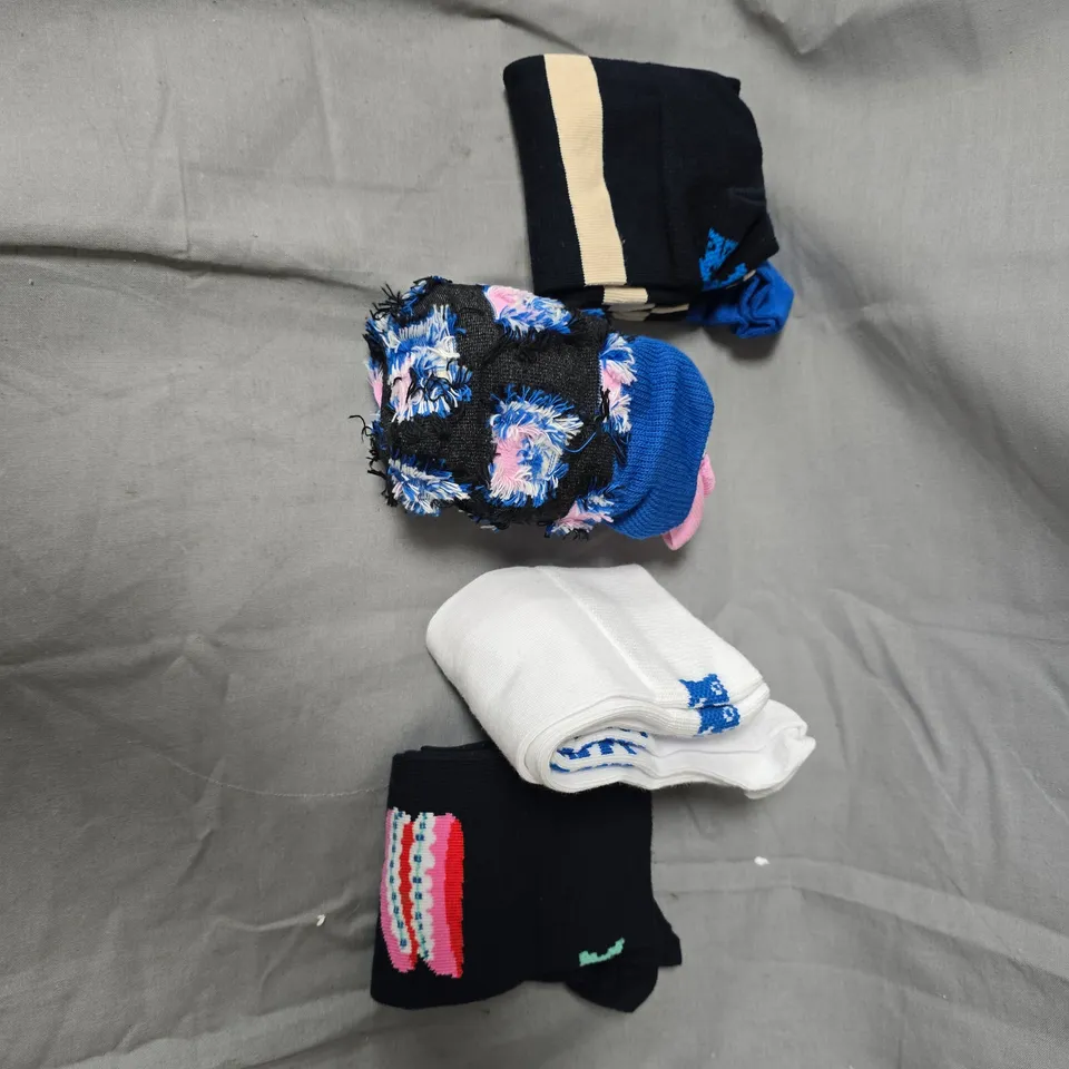 HAPPY SOCKS MILK CARTON GIFT SET – 4 PAIRS ADULT CREW SOCKS