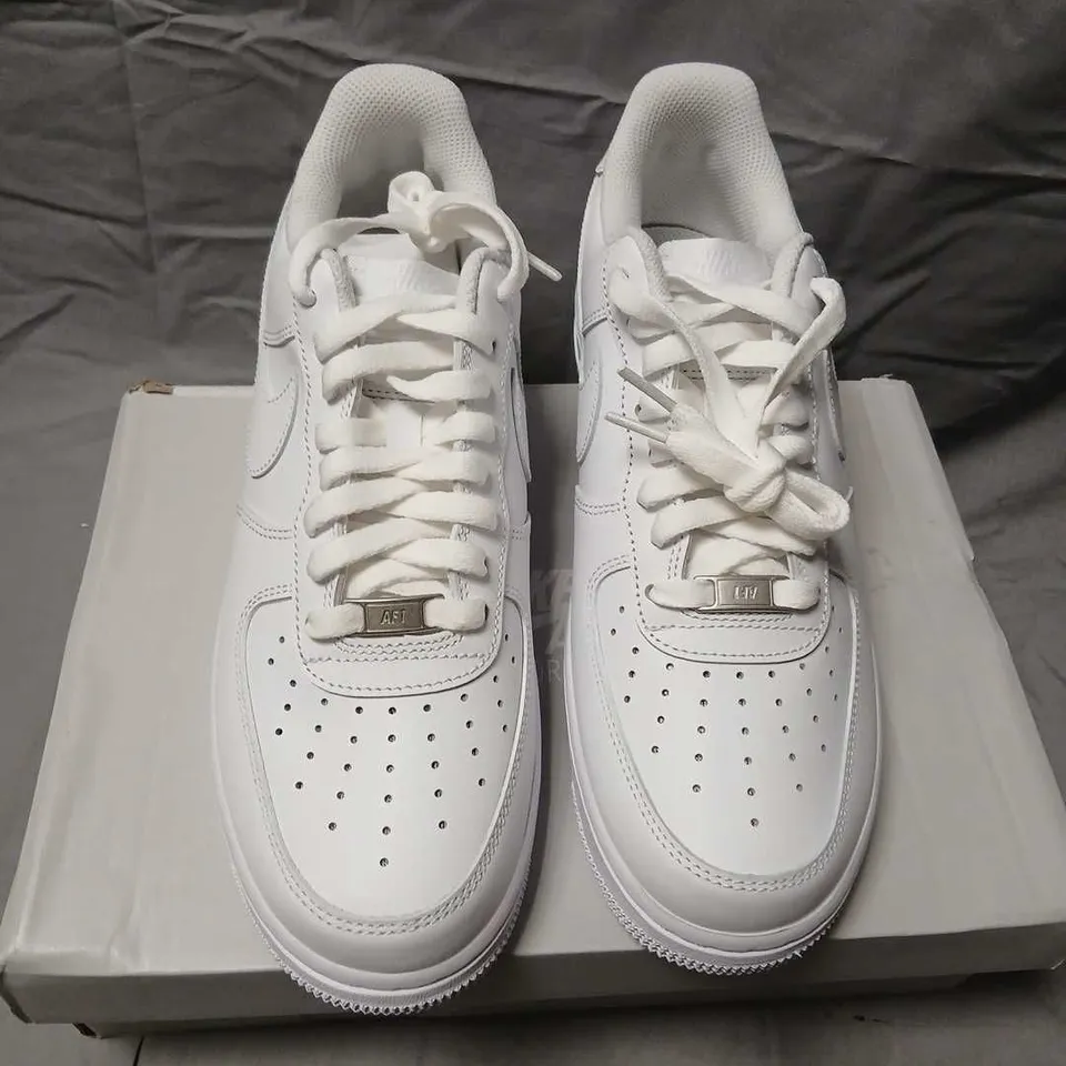 NIKE AIR FORCE 1 '07 WHITE/WHITE SNEAKERS – UK 9