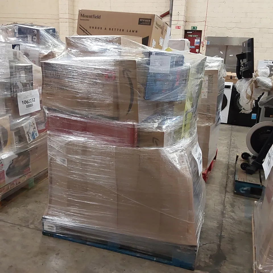 PALLET OF APPROXIMATELY 21 UNPROCESSED RAW RETURN HOUSEHOLD AND ELECTRICAL GOODS TO INCLUDE;