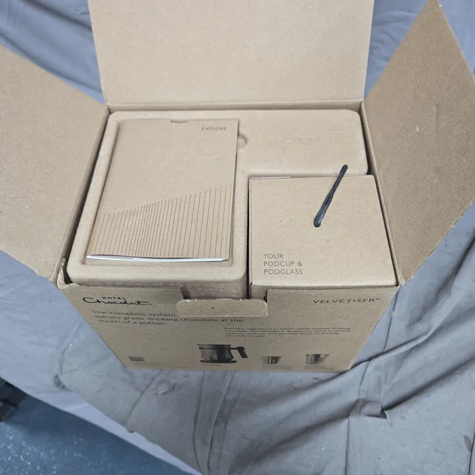 HOTEL CHOCOLAT VELVETISER HOT CHOCOLATE MAKER – BOXED WITH PODCUP & PODGLASS