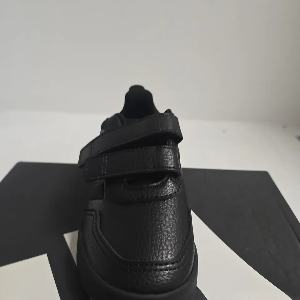BOXED PAIR OF ADIDAS KIDS BLACK VELCRO TRAINERS- UK SIZE 10K