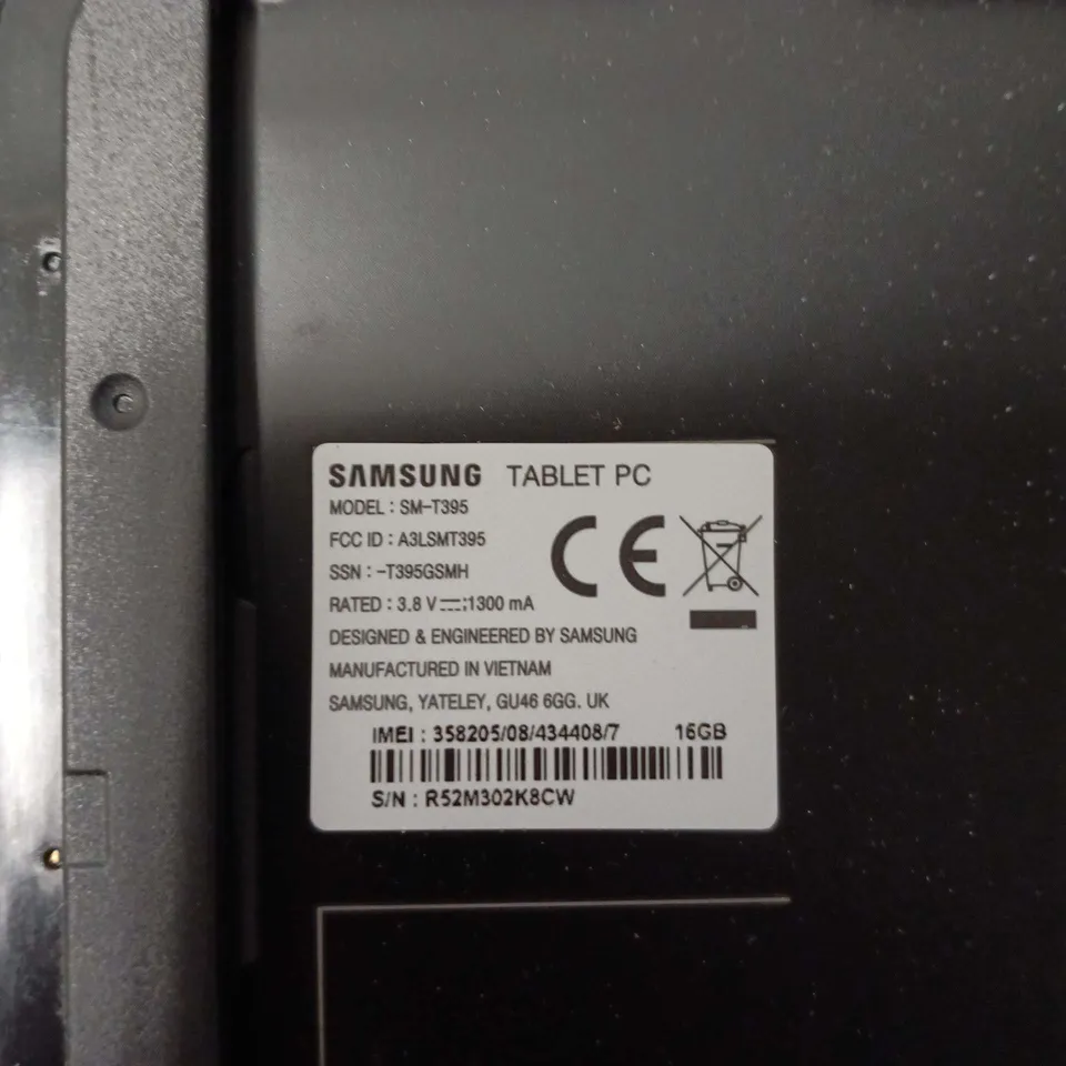 SAMSUNG TABLET PC SM-T395, 16GB, BLACK – FRONT GLASS CRACKED