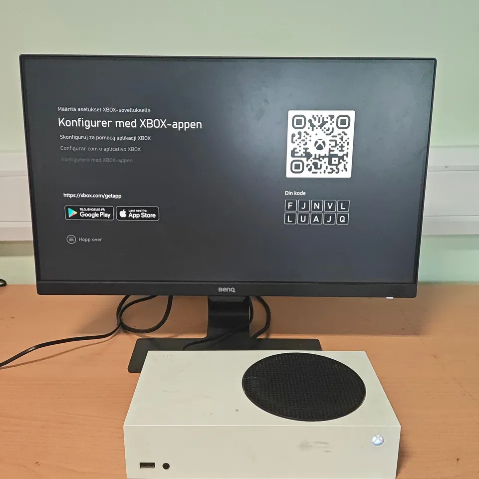 UNBOXED XBOX SERIES S DISC FREE CONSOLE 