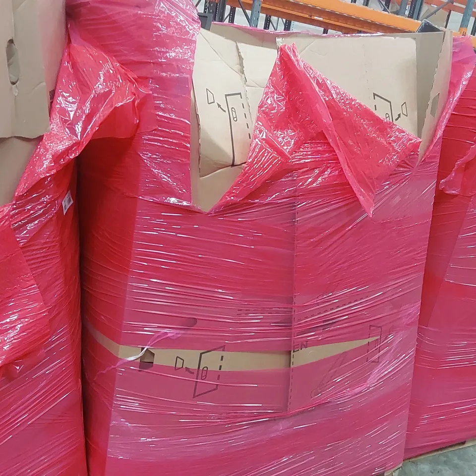 PALLET OF ASSORTED ITEMS INCLUDING: LENOVO MONITOR (UNTESTED), MINI CHAINSAW, AIR COOLER, RETRACTABLE SAFETY GATE, DOOR MAT ECT