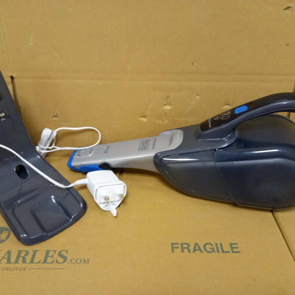 BLACK + DECKER SMARTTECH DUSTBUSTER 