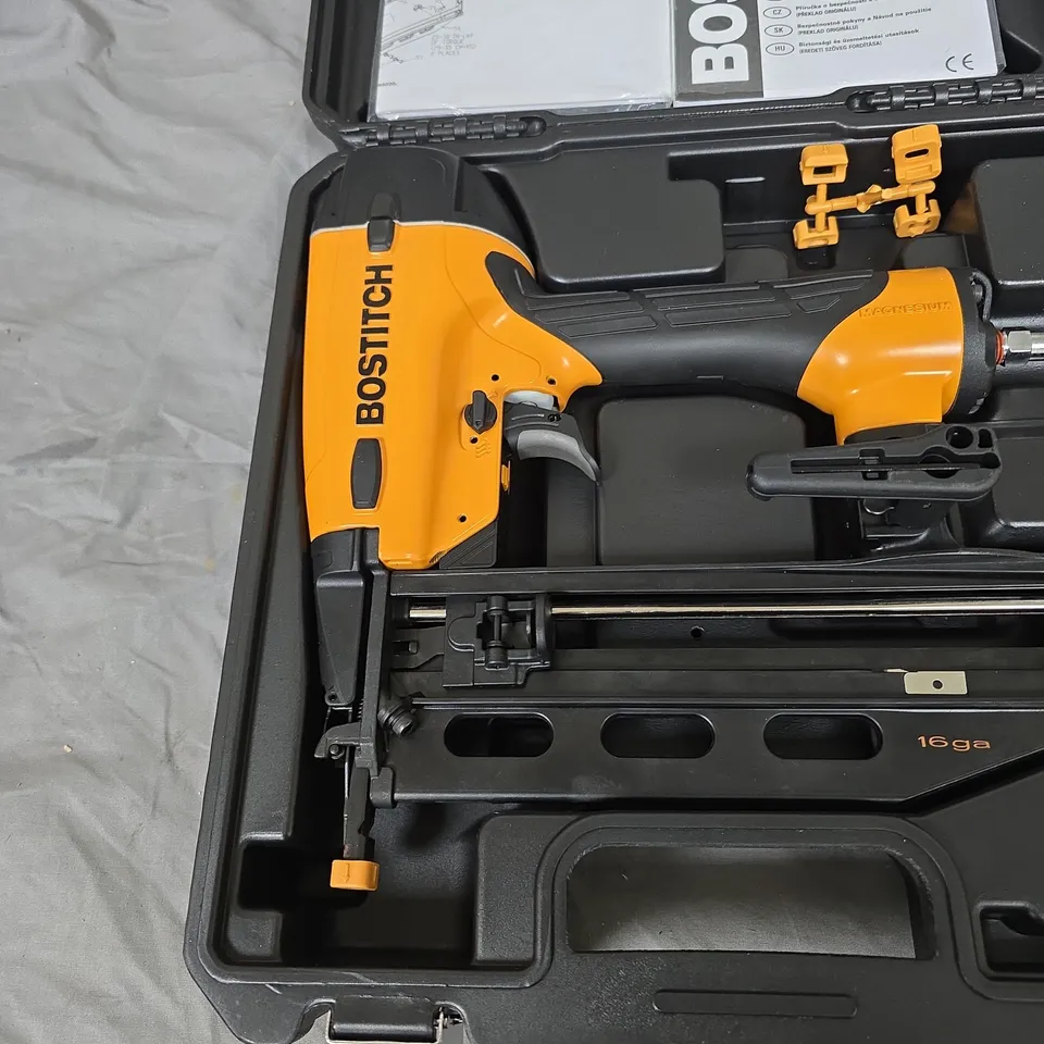 BOSTITCH FN1664-E 16-GAUGE FINISH NAILER – IN CASE WITH MANUAL