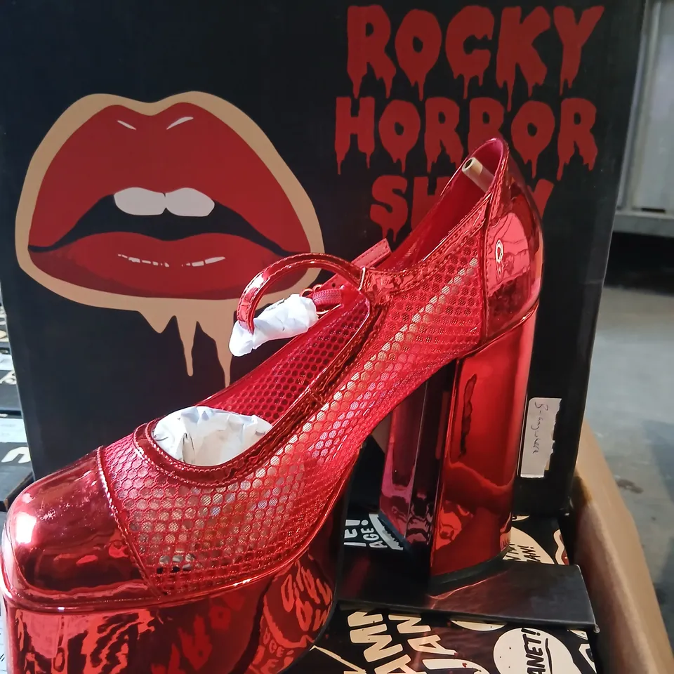 KOI X ROCKY HORROR SHOW WOMEN'S RED FISHNET PLATFORM HEELS – UK4 (REGULAR FRANKIE FAN FISHNET PLATFORM HEELS - RED)
