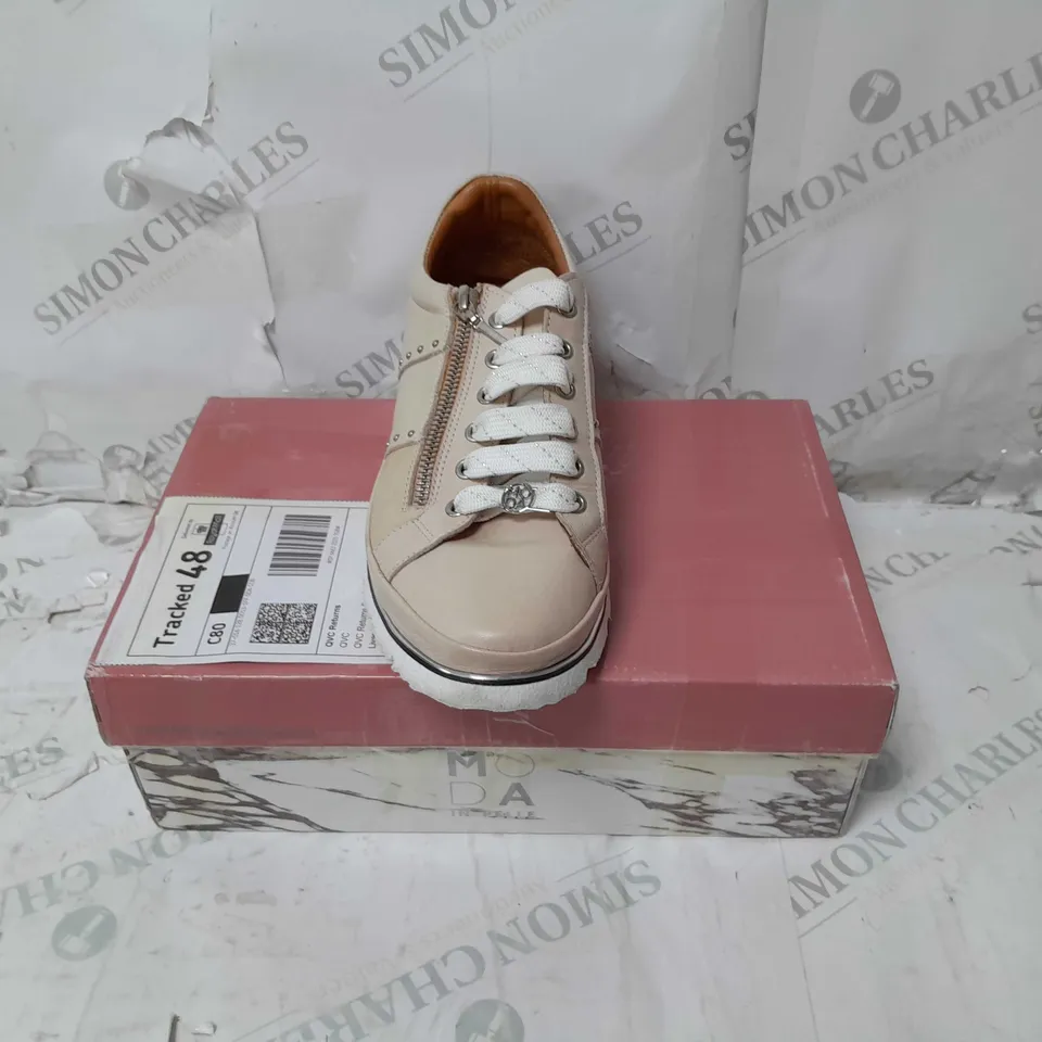 BOXED MODA IN PELLE BRASINA TRAINER SIZE 7