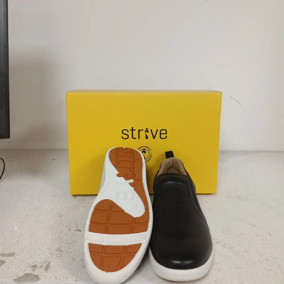 STRVE SLIP-ON LEATHER TRAINERS – BLACK, UK SIZE 7