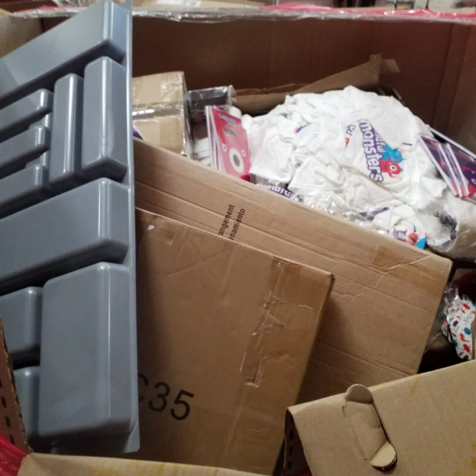 PALLET CONTAINING ASSORTED PRODUCTS INCLUDING BED ASSIST RAIL, VINYL RECORD FRAME, BARSTOOL, SHOE RACK & STUNT SCOOTER