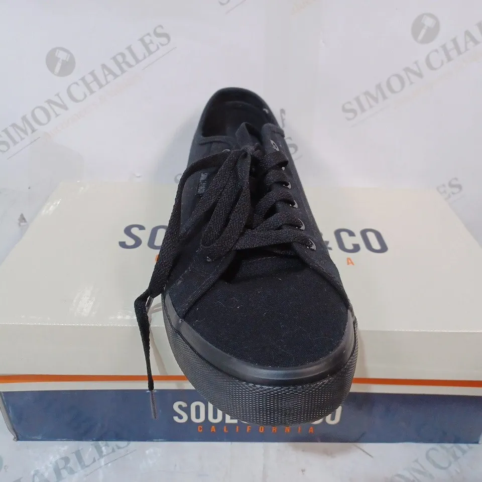 BOXED SOULCAL AND CO SUNRISE LACE SN00 SIZE 10