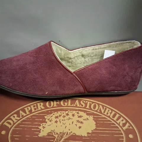 BOXED DRAPER OF GLASTONBURY TREVOR WINE SIZE 12