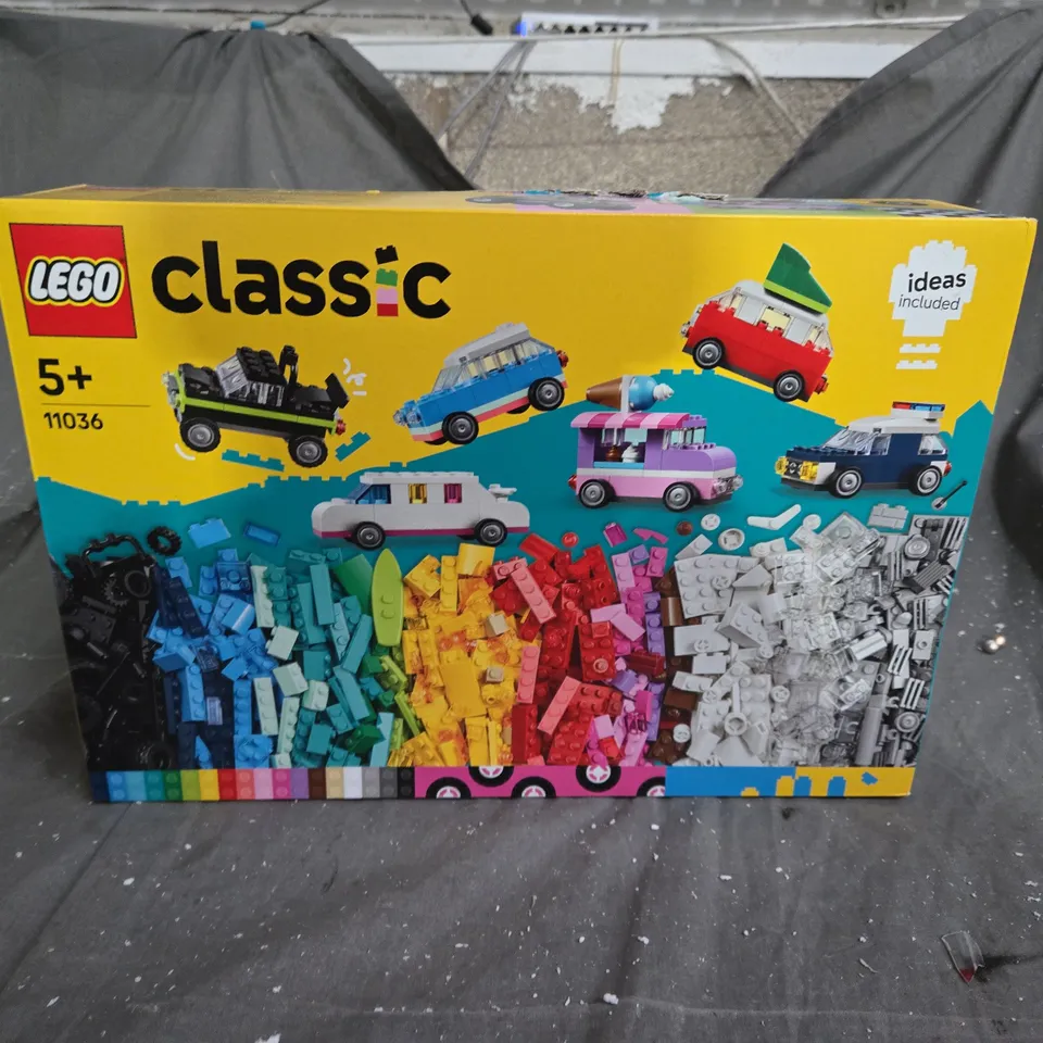 BOXED LEGO CLASSIC CREATIVE SET RRP £49.99