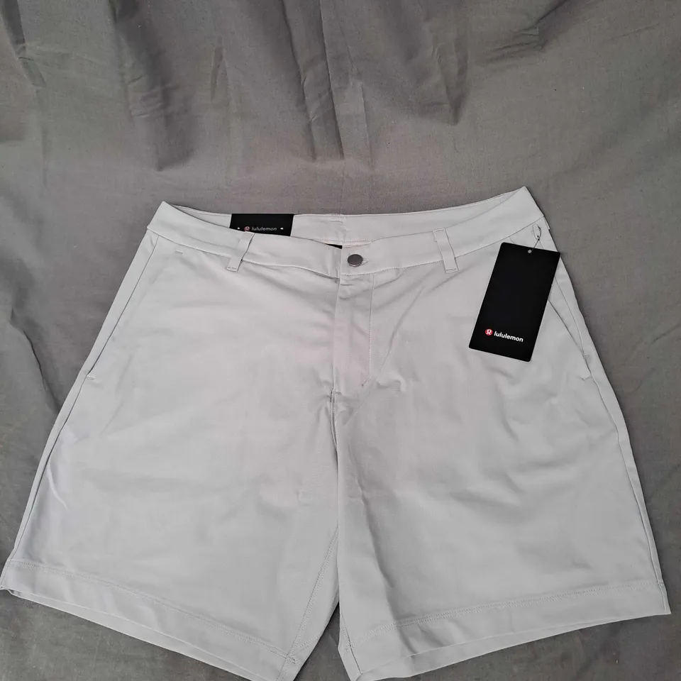 LULULEMON COMMISION SHORT CLASSIC 7" IN SEAL GREY SIZE 34W
