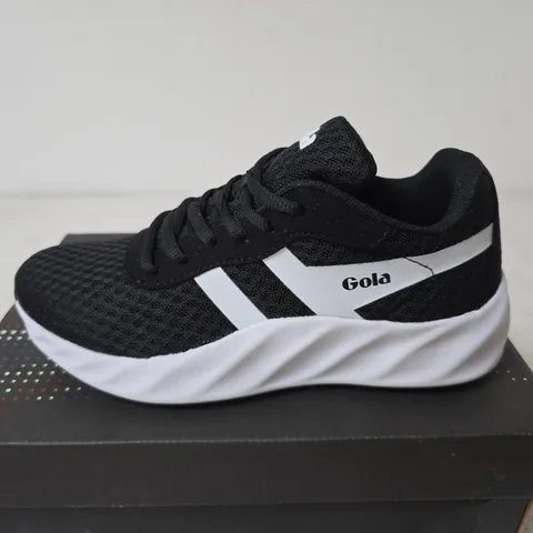 BOXED GOALA DRAKEN TRAINERS, BLACK/WHITE - SIZE 3