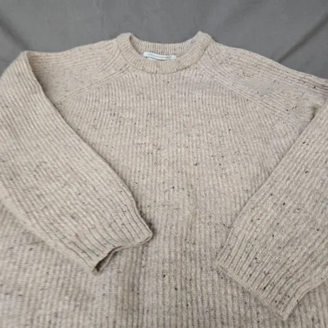 PEREGRINE KNIT SWEATER β BEIGE, UK L (L)