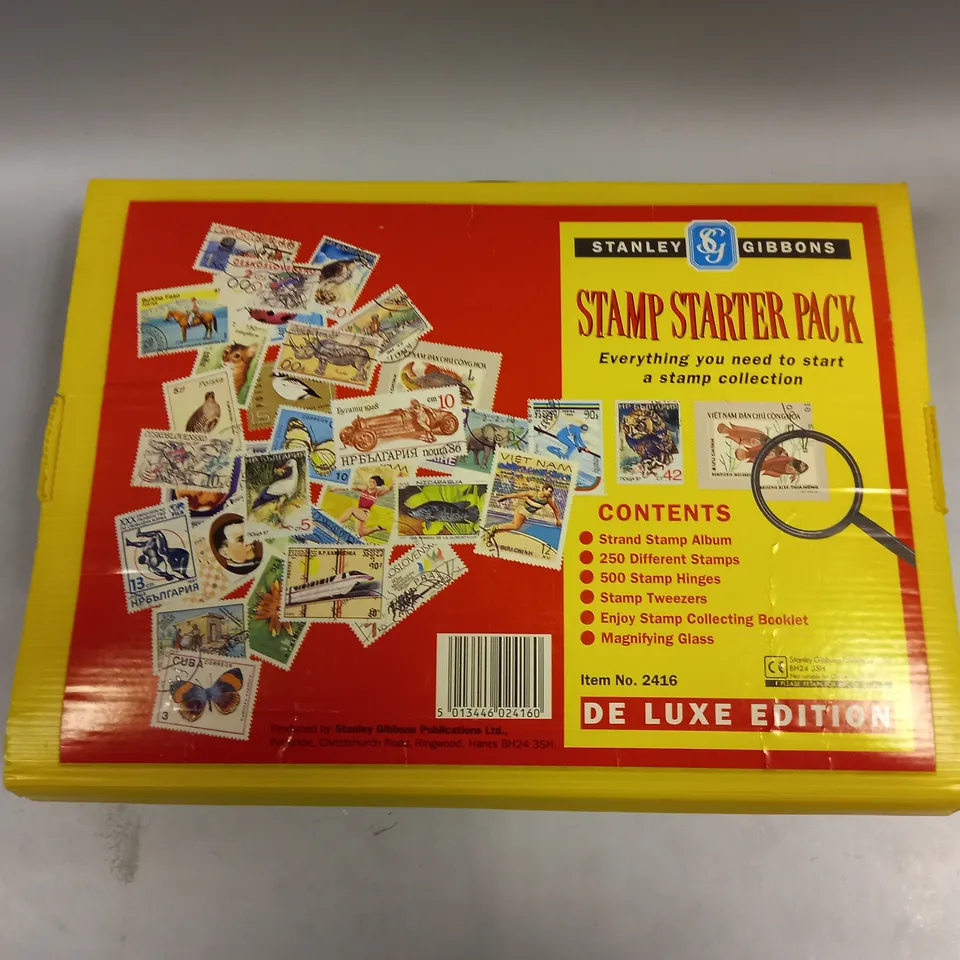 BOXED STANLEY GIBBONS STAMP STARTER PACK 