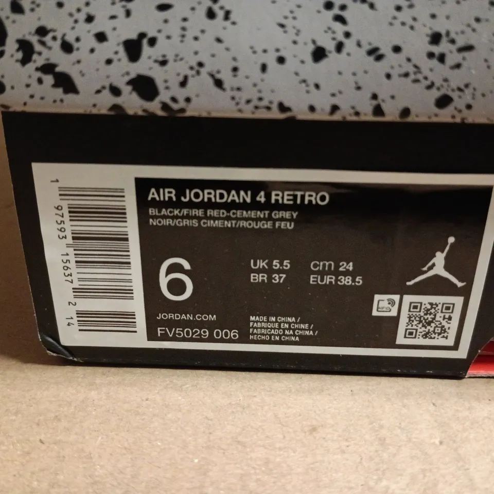 NIKE AIR JORDAN 4 RETRO BLACK/FIRE RED-CEMENT GREY – UK 5.5