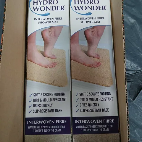 SET OF 2 INTERWOVEN FIBRE SHOWER MATS