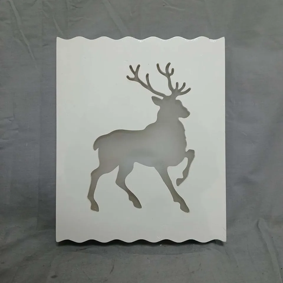 BOX OF APPROXIMATELY 10 GRUNDIG 8 LED CHRISTMAS REINDEER FRAME LIGHTS