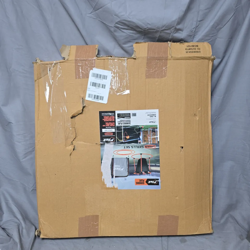 FOOTBALL FLICK SERIOUS PLAY URBAN SKILLS SET RRP £34.99