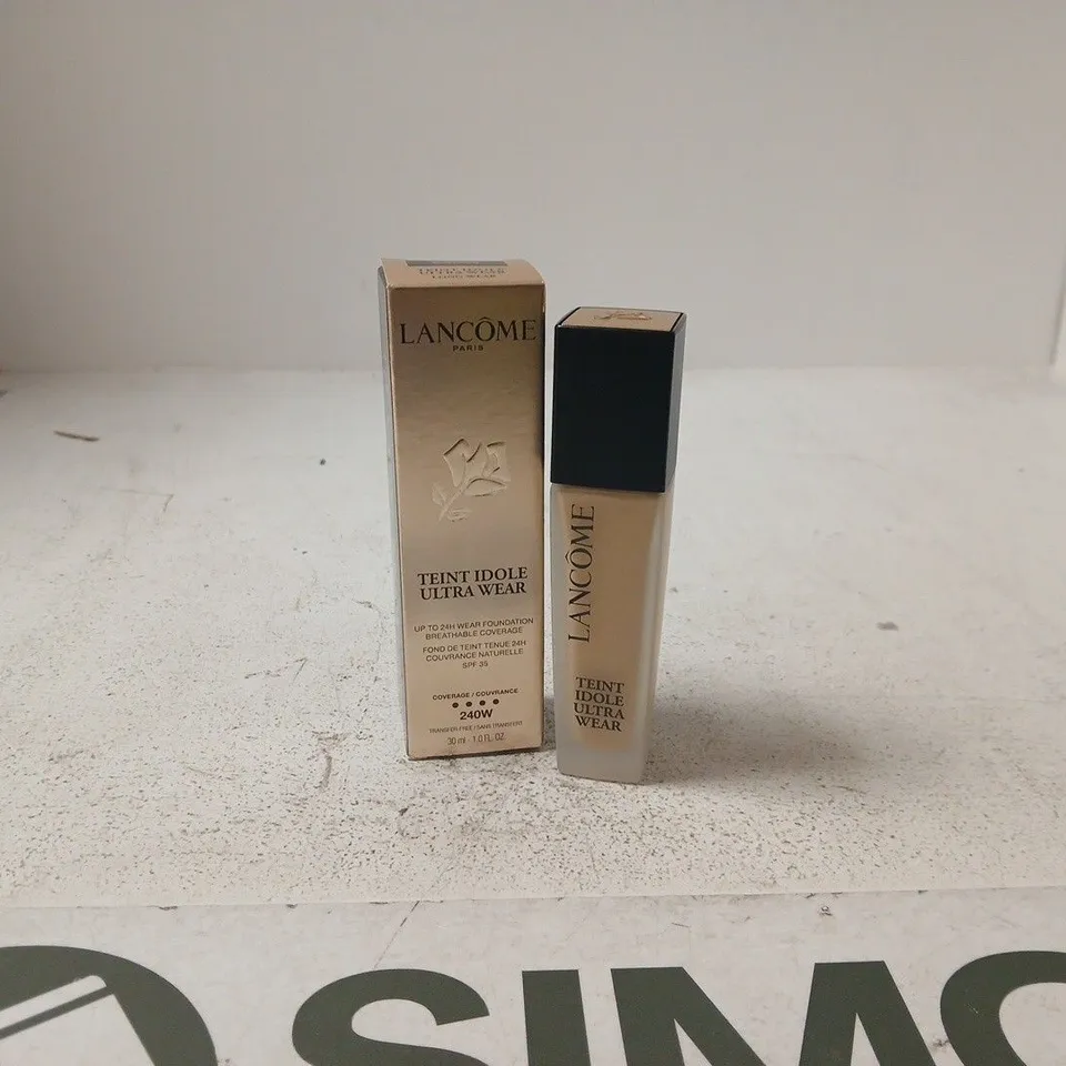 LANCÔME TEINT IDOLE ULTRA WEAR FOUNDATION – 30 ML 240W