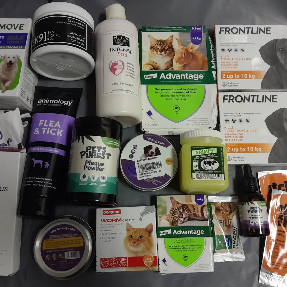 LOT OF ASSORTED PET CARE ITEMS TO INCLUDE FRONTLINE FLEA SPOT-ON, HEALTHSPAN SUPPLEMENTS, PLAQUE POWDER AND BEAPHAR DEWORMER