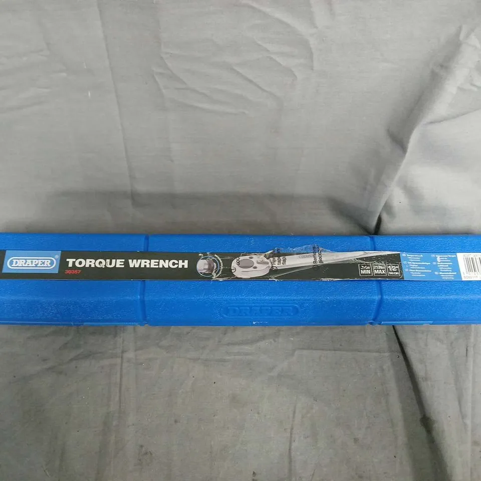 DRAPER TORQUE WRENCH – SILVER, IN BLUE CASE (30357)