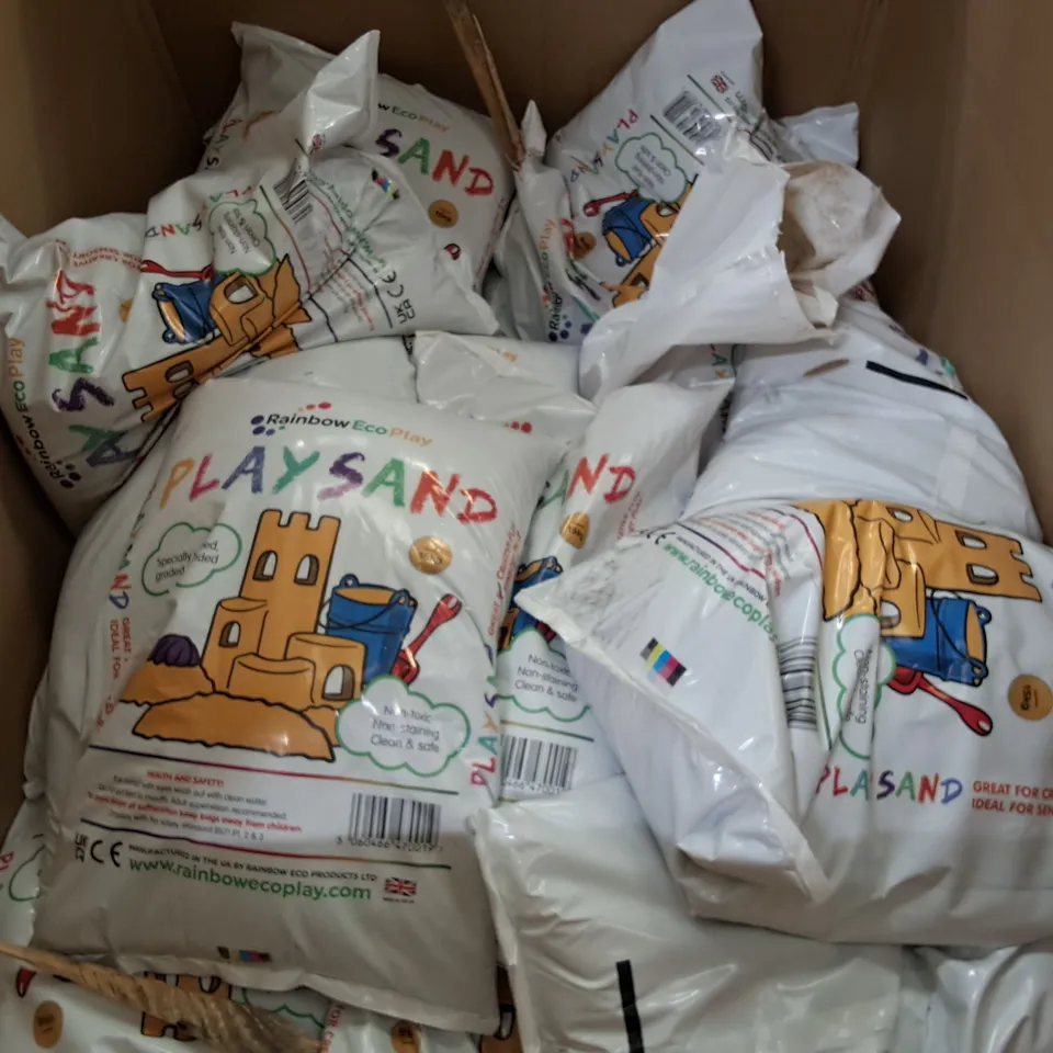 PALLET CONTAINING A LARGE QUANTITY OF 15KG BAGS OF ECO PLAY SAND