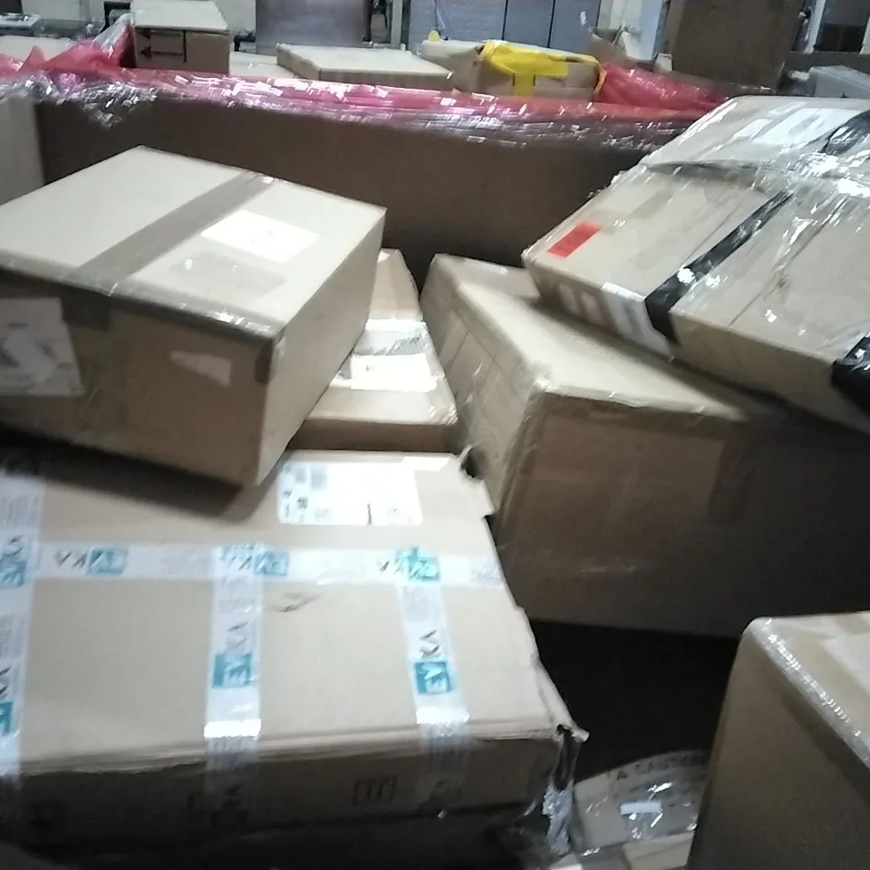 PALLET OF ASSORTED HOUSEHOLD GOODS AND PRODUCTS TO INCLUDE;OFFICE CHAIR,STAINLESS STEEL LITTERBOX,PLAYMAT