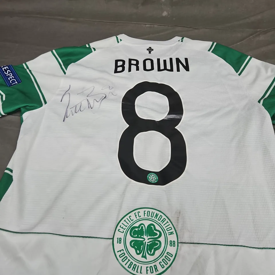 SIGNED CELTIC FC HOME JERSEY - BROWN 8 - AUTOGRAPH UNSPECIFIED