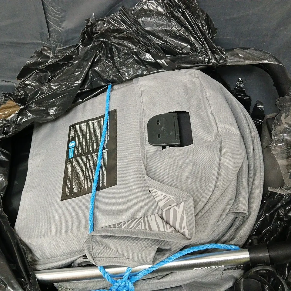 GREY PRAM - COLLECTION ONLY 
