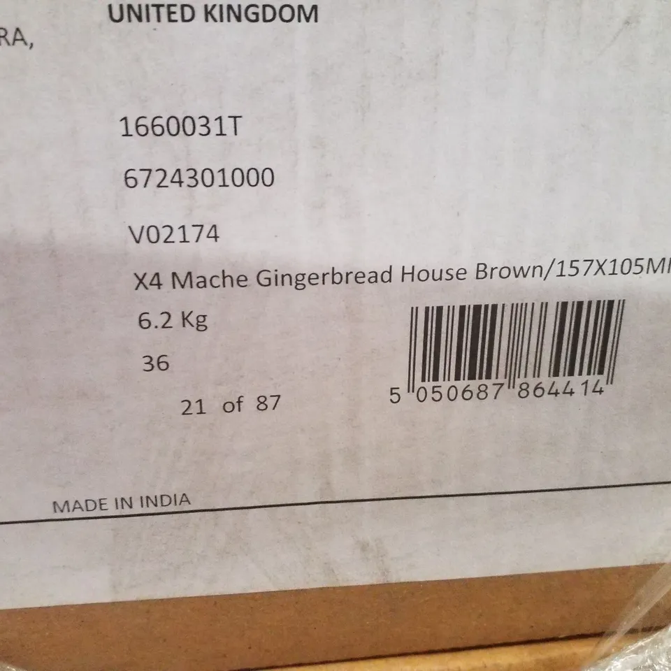 PALLET CONTAINING ASSORTED CHRISTMAS PRODUCTS & DECORATIONS INCLUDING MACHE GINGERBREAD HOUSE, SMALL BERRY FLORAL PICKS & LARGE PINECONES DECORATIONS