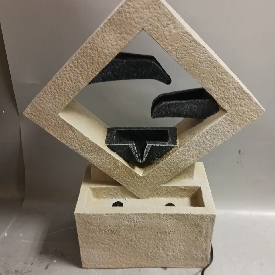 BOXED DIAMOND SHAPE GRADUAL WATERFALL FEATURE 