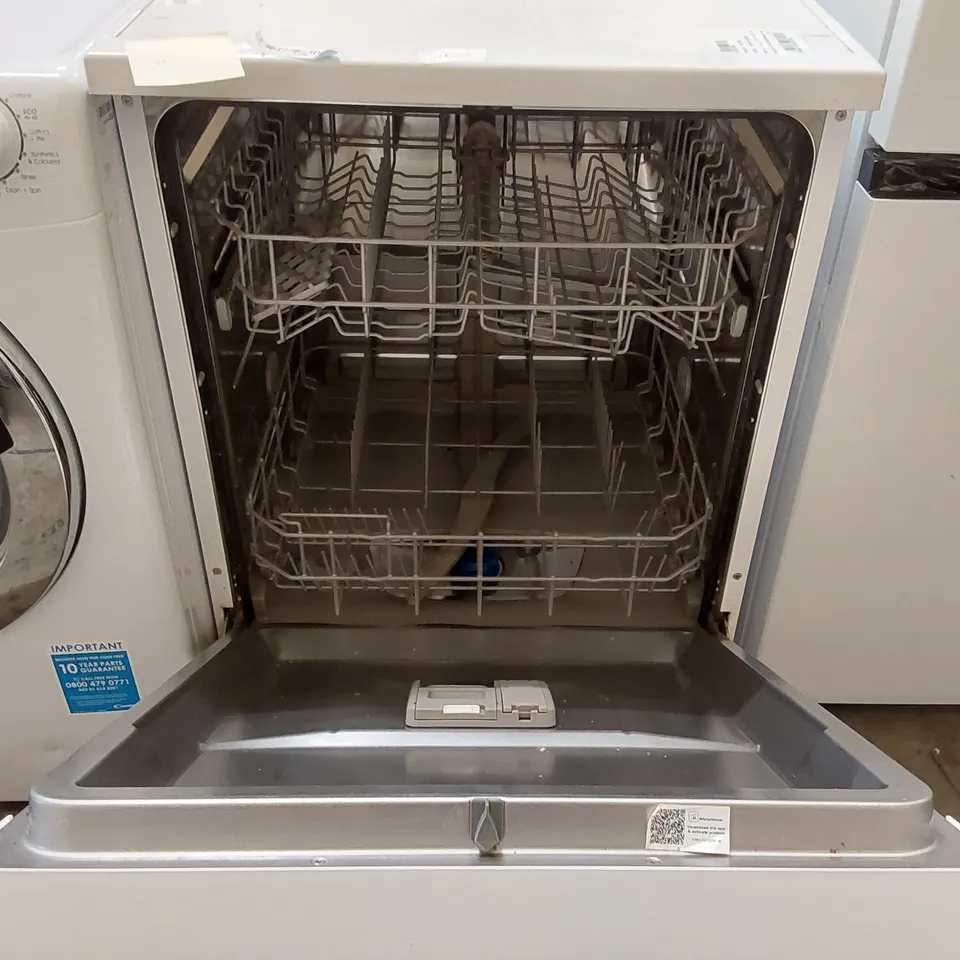 COMFEE' FREESTANDING DISHWASHER FD1201P-W WITH 12 PLACE SETTINGS, CLOUD WASH, DELAY START, HALF LOAD FUNCTION, FLEXIBLE RACKS - WHITE (KWH-FD1201P-W) [ENERGY CLASS E]