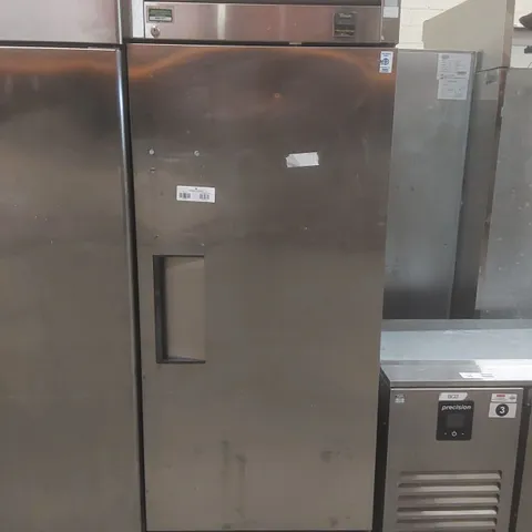 TRUE T19E 538 LITRE SINGLE DOOR STORAGE FRIDGE