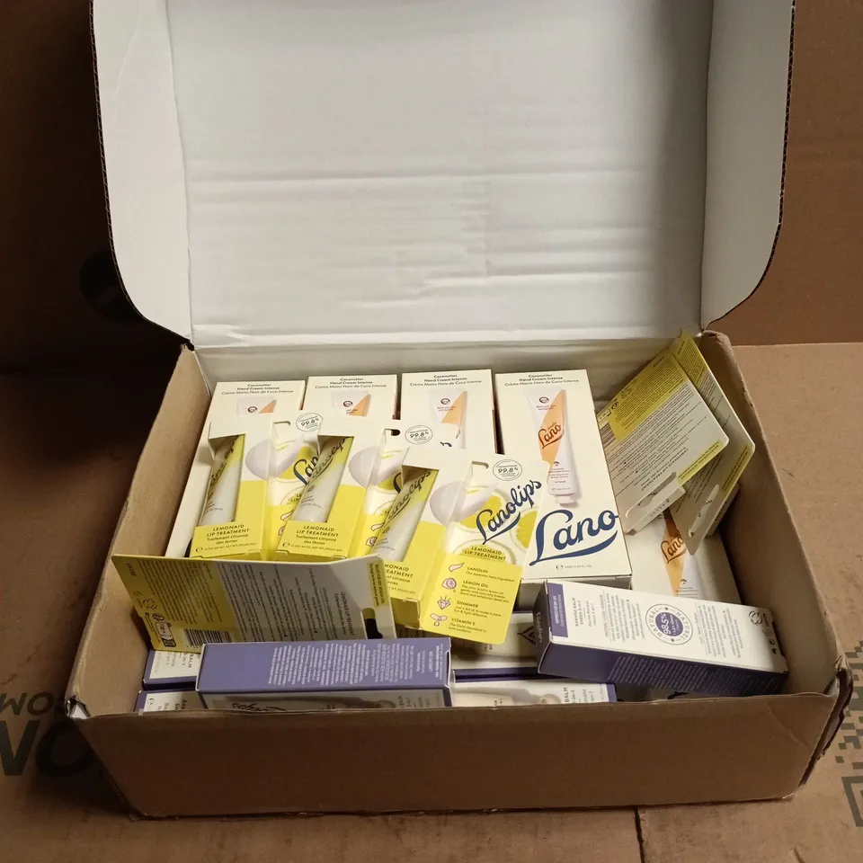 BOX OF APPROXIMATELY 20 ASSORTED LANO COSMETIC ITEMS TO INCLUDE HAND CREAM, LIP SHEEN ETC