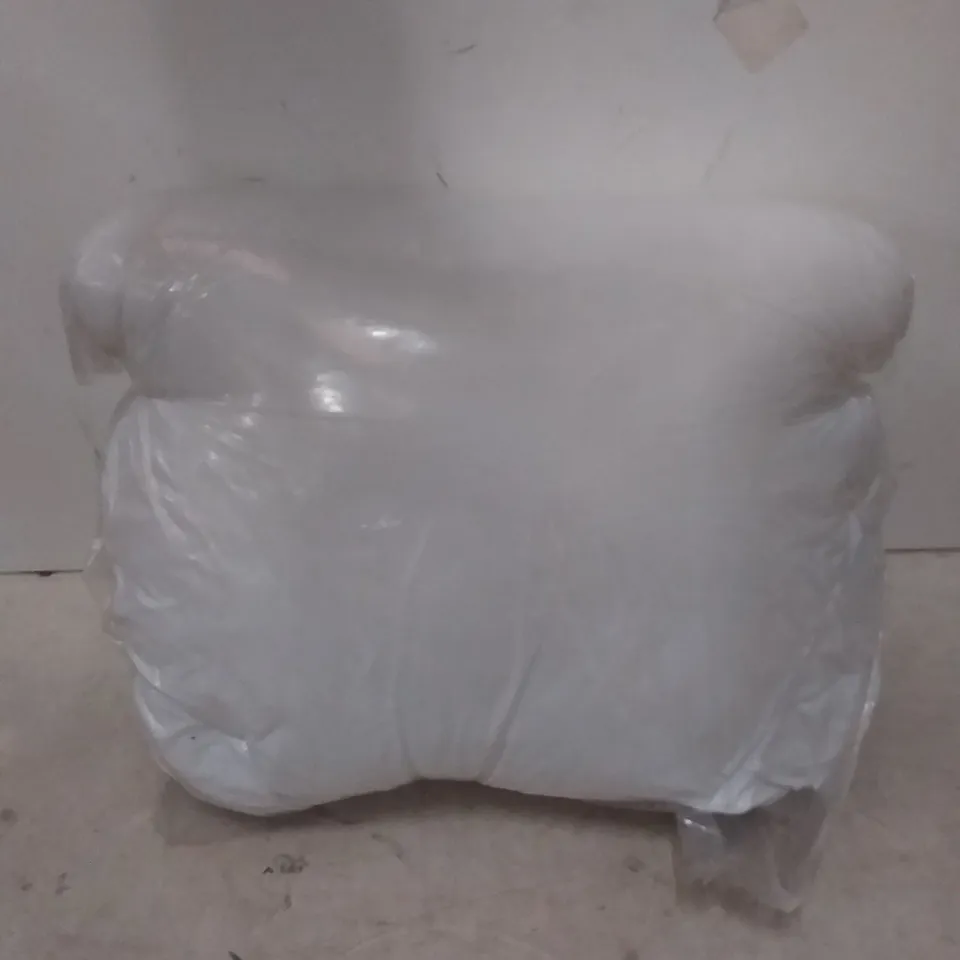 POLYESTER MEDIUM SUPPORT PILLOW (SET OF 4)