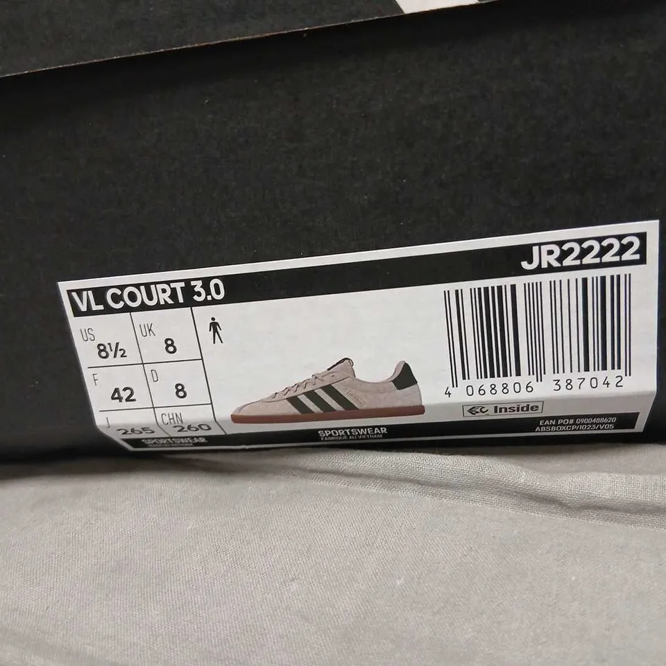 ADIDAS VL COURT 3.0 TRAINERS – CREAM/WHITE, GUM SOLE, UK 8