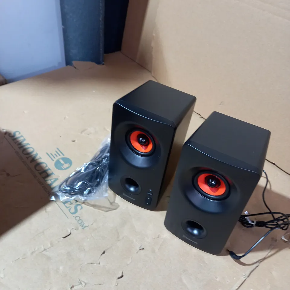 BLACKWEB BLUETOOTH GAMING SPEAKERS - BLACK