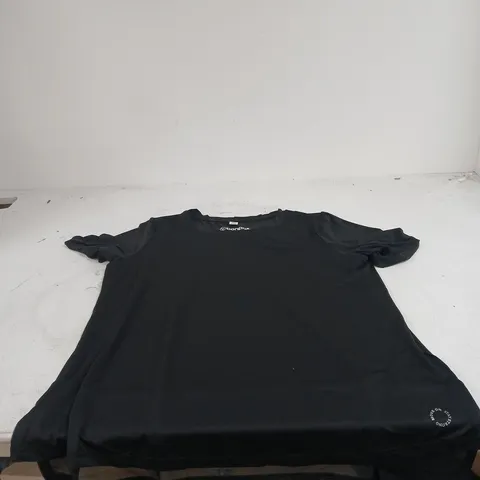 BON PRIX QUICK DRY BLACK TOP SIZE LARGE