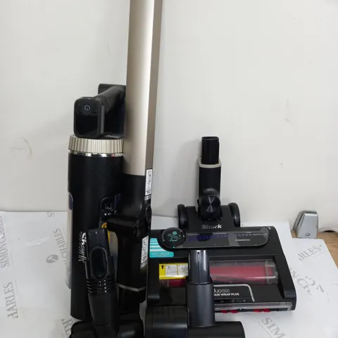 SHARK STRATOS CORDLESS VACUUM IZ400UKT